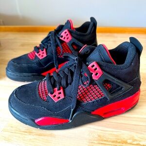 Nike Air Jordan 4 Retro GS Red
Thunder Men's Shoes sz 4Y